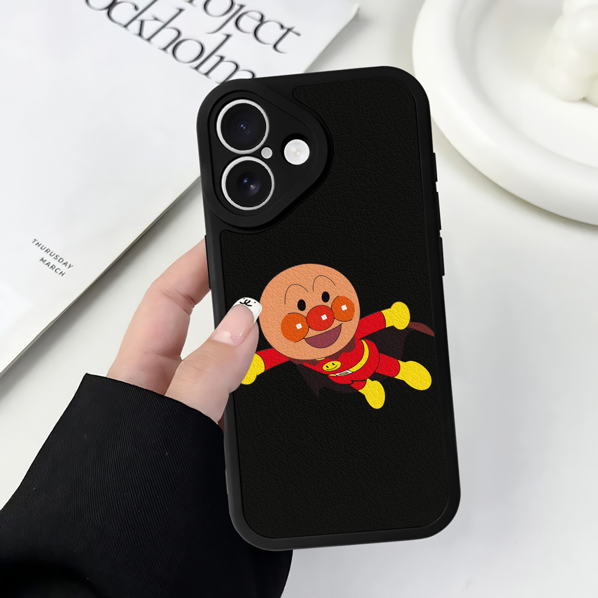 （画像用） アンパンマン Anpanman 【iPhone 16シリーズ対応】シリコンスマホケース（レザー調） 材質：シリコン